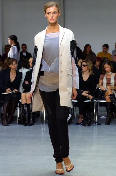Look 18